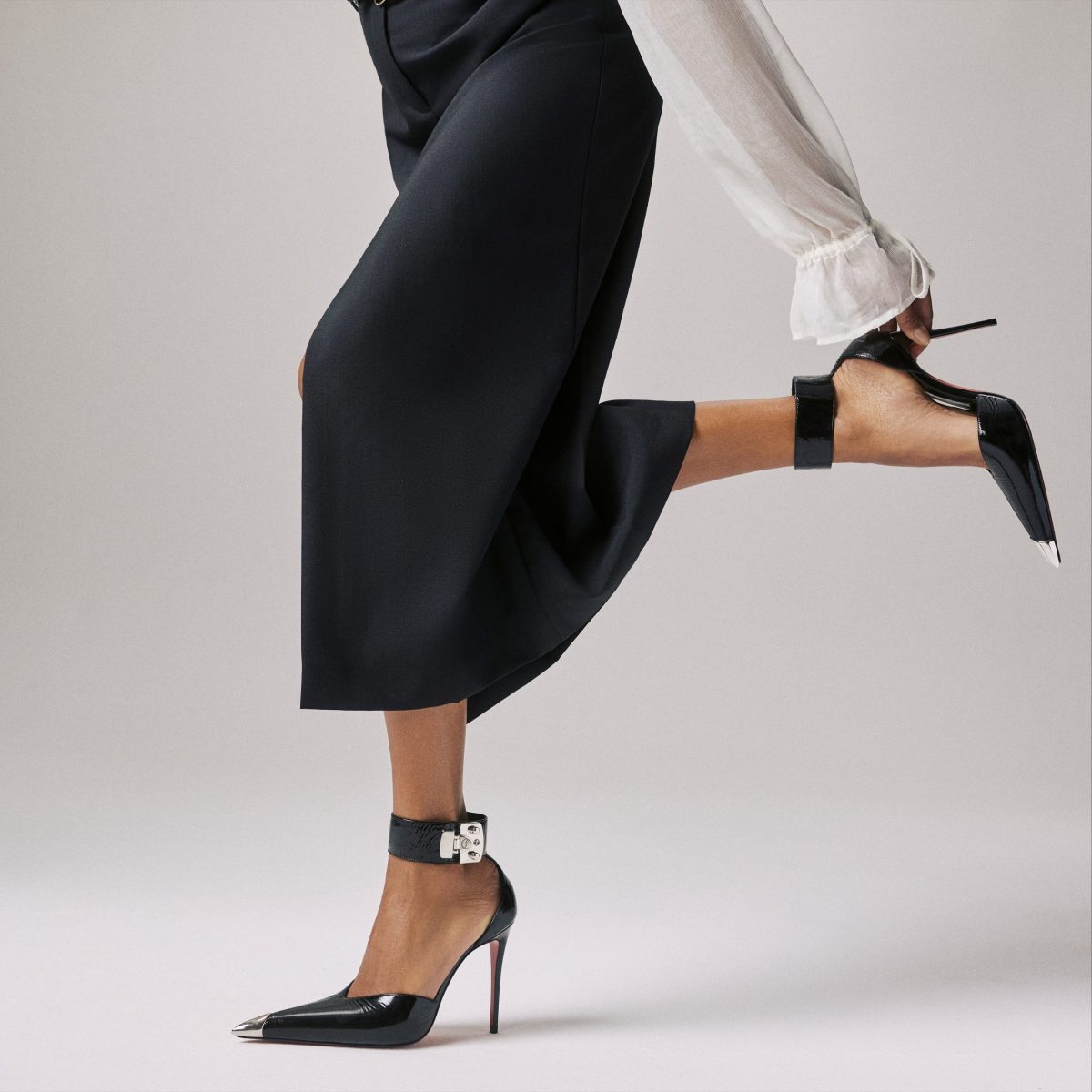 Christian Louboutin Store – Christian Louboutin lock me up pump – 1250017b439 High Heels für höchsten Luxus
