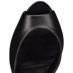 Christian Louboutin Store – Christian Louboutin me dolly – 1230537b439 High Heels für höchsten Luxus